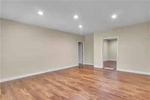 1020 Cranbrook Glen Ln, Snellville, GA 30078 - Photo 58
