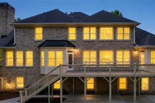 1020 Cranbrook Glen Ln, Snellville, GA 30078 - Photo 4