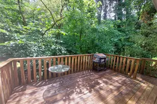 2737 Crestworth Ln, Buford, GA 30519 - Photo 2