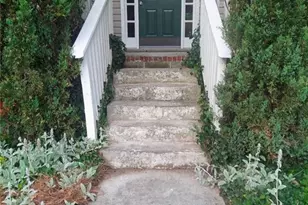 2737 Crestworth Ln, Buford, GA 30519 - Photo 2