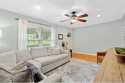 2605 Warwick Circle NE, Atlanta, GA 30345 - Photo 10
