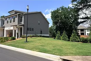 798 Stickley Oak Way, Woodstock, GA 30189 - Photo 2