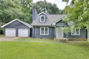18 Regal Way NW, Lawrenceville, GA 30044 - Photo 2