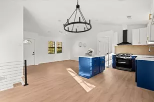 4933 Parkwest Dr, Stone Mountain, GA 30088 - Photo 10