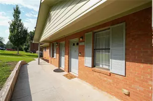 351 Freeport Dr, Lawrenceville, GA 30046 - Photo 4