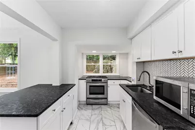842 Argonne Avenue NE, Atlanta, GA 30308 - Photo 16