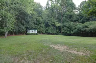 8145 Bennett Ln, Gainesville, GA 30506 - Photo 18