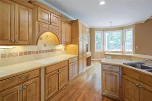 8145 Bennett Ln, Gainesville, GA 30506 - Photo 2