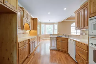 8145 Bennett Lane, Gainesville, GA 30506 - Photo 14