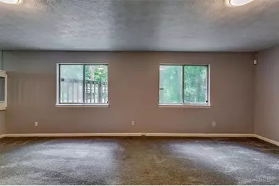 759 Greenhedge Drive, Stone Mountain, GA 30088 - Photo 16