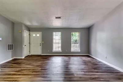 759 Greenhedge Drive, Stone Mountain, GA 30088 - Photo 4