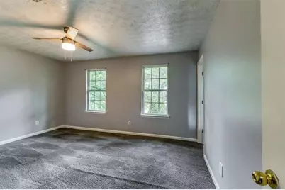 759 Greenhedge Drive, Stone Mountain, GA 30088 - Photo 18