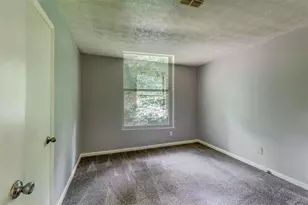 759 Greenhedge Dr, Stone Mountain, GA 30088 - Photo 24
