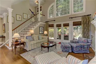 650 River Falls Ct, Roswell, GA 30076 - Photo 10