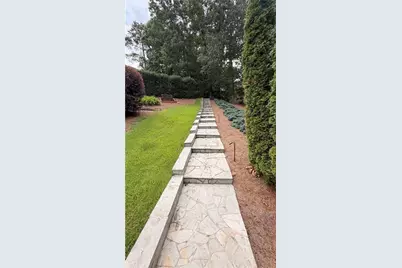 1685 Chevron Way, Sandy Springs, GA 30350 - Photo 12