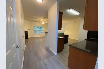 397 Creek Manor Way, Suwanee, GA 30024 - Photo 6