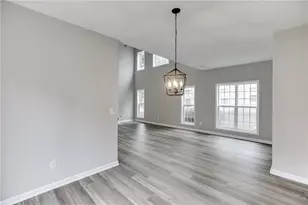 3941 Lake Pass Ln, Suwanee, GA 30024 - Photo 6