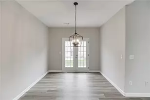 3941 Lake Pass Ln, Suwanee, GA 30024 - Photo 4