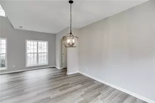 3941 Lake Pass Ln, Suwanee, GA 30024 - Photo 4