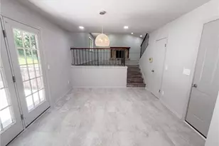691 Millay Ct, Stone Mountain, GA 30088 - Photo 4