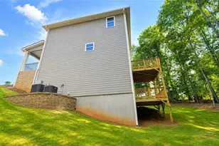 646 Bald Ridge Cir, Demorest, GA 30535 - Photo 20