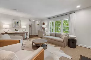 945 Northcliffe Dr NW, Atlanta, GA 30318 - Photo 4