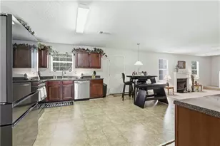 310 Megan Dr, Hampton, GA 30228 - Photo 18