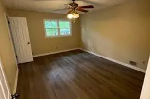 1337 Cotton Creek Dr, Lawrenceville, GA 30045 - Photo 10