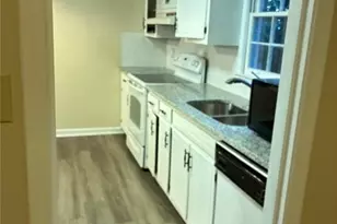 1337 Cotton Creek Dr, Lawrenceville, GA 30045 - Photo 10