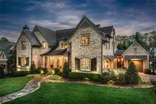 542 Hillside Dr NW, Atlanta, GA 30342 - Photo 4