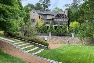 542 Hillside Dr NW, Atlanta, GA 30342 - Photo 6