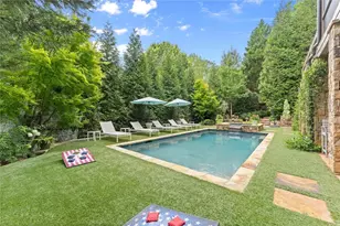 542 Hillside Dr NW, Atlanta, GA 30342 - Photo 2