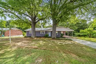 112 Greenbriar Dr, Cedartown, GA 30125 - Photo 2