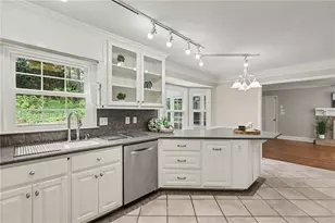 3993 Northlake Creek Dr, Tucker, GA 30084 - Photo 8
