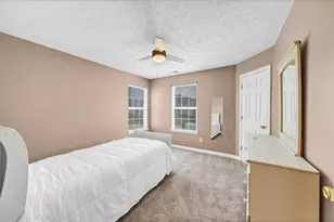 5745 Old Carriage Dr, Atlanta, GA 30349 - Photo 16