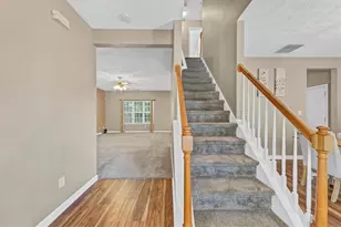 5745 Old Carriage Dr, Atlanta, GA 30349 - Photo 4