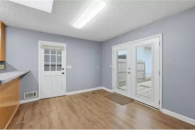 4362 White Oak Drive, Buford, GA 30518 - Photo 16