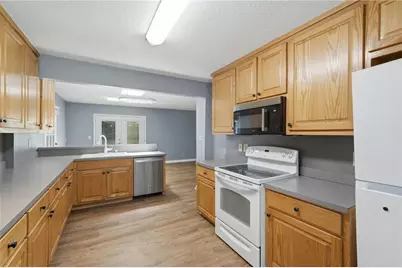 4362 White Oak Drive, Buford, GA 30518 - Photo 16