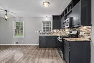 3124 Stanford Cir, Lawrenceville, GA 30044 - Photo 10