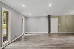 3124 Stanford Cir, Lawrenceville, GA 30044 - Photo 8