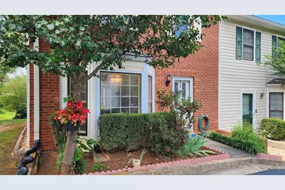 284 Shaded Oaks Lane SE, Marietta, GA 30067 - Photo 2