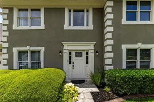 11840 Aspen Forest Dr, Johns Creek, GA 30005 - Photo 4