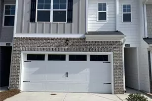 1404 Gray Br Dr, Lawrenceville, GA 30045 - Photo 1