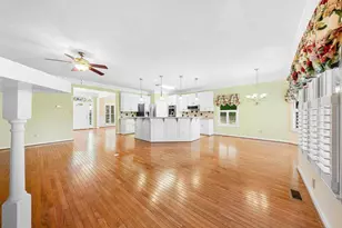 166 Knox Cir, Lavonia, GA 30553 - Photo 16