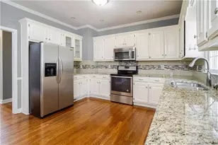 1381 Providence Dr, Lawrenceville, GA 30044 - Photo 10