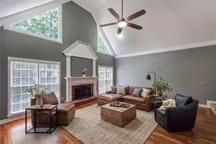 1381 Providence Dr, Lawrenceville, GA 30044 - Photo 14