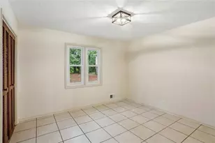 5460 Chanterella Ct SW, Lilburn, GA 30047 - Photo 16