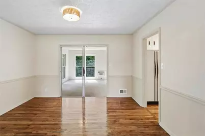 5460 Chanterella Court SW, Lilburn, GA 30047 - Photo 8