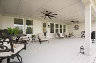 170 Erie Pt, Hoschton, GA 30548 - Photo 2