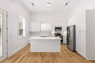 2585 Hood Ave NW, Atlanta, GA 30318 - Photo 4